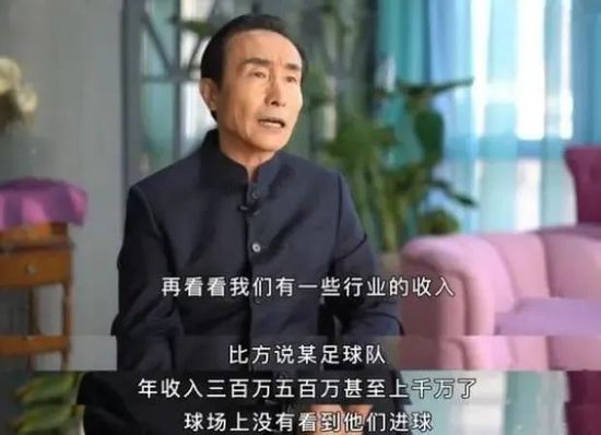 　　　　家正以为人人皆可为音乐家，只要他儿时碰到一个好的教员，对他而言，这小我就是罗乃新教员。